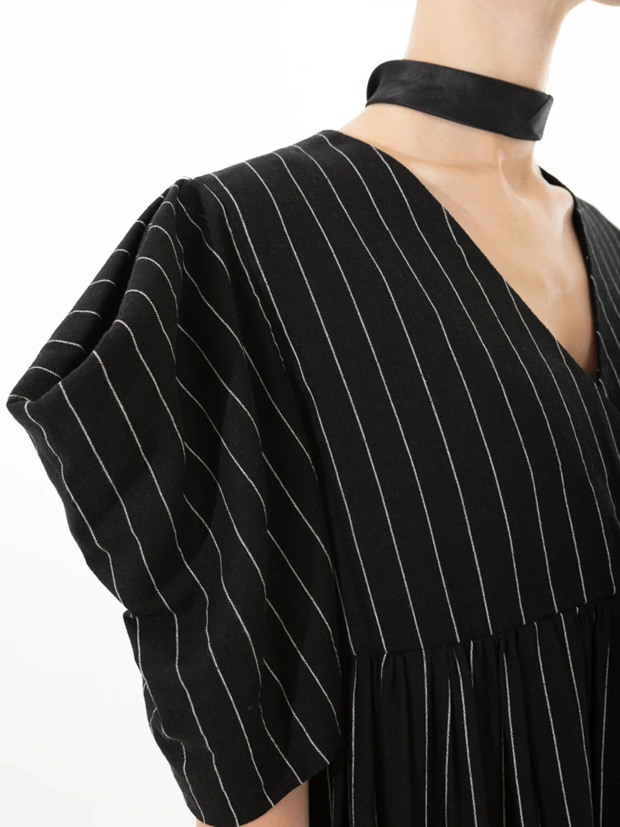 Платье изо льна и вискозы