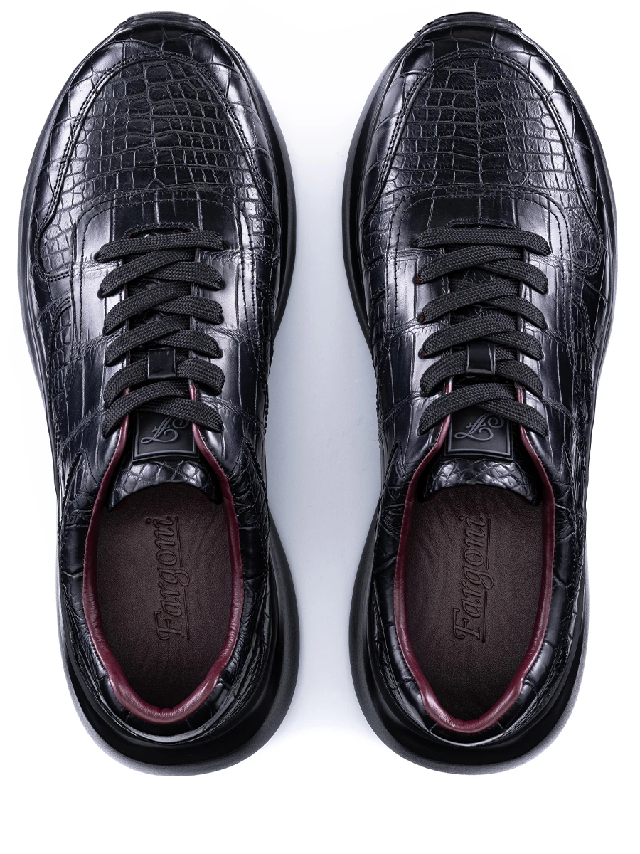 Кроссовки из кожи крокодила