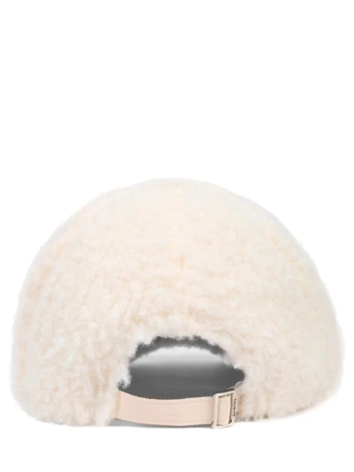 Бейсболка из экомеха DUVETICA