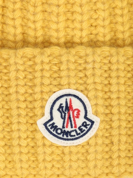 Шапка шерстяная MONCLER