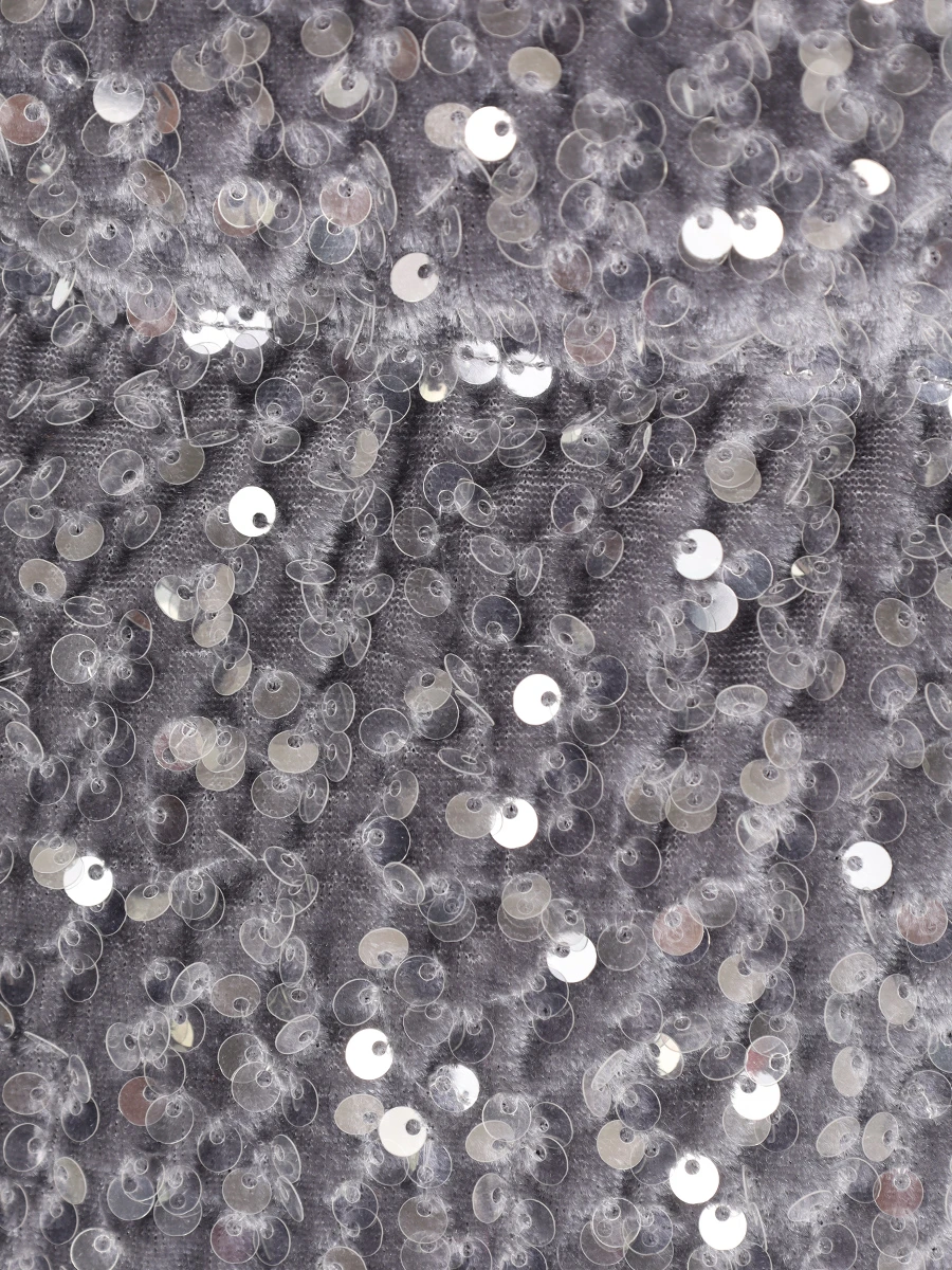 Пуховик с пайетками