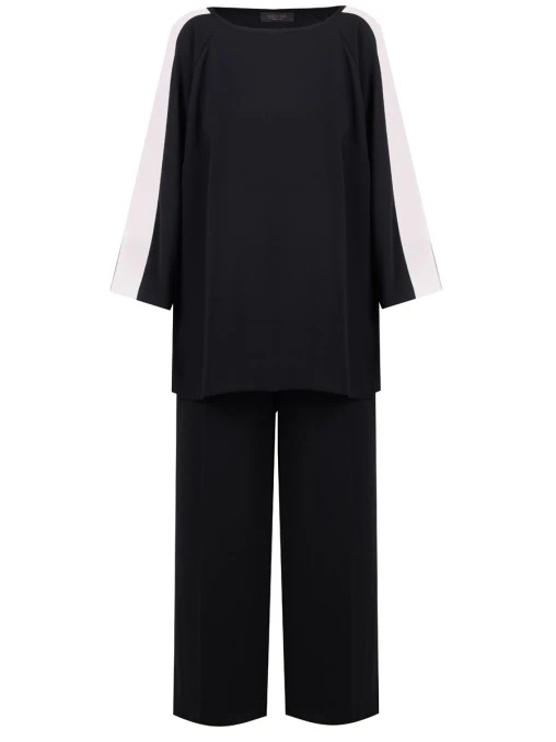 Костюм однотонный ELENA MIRO