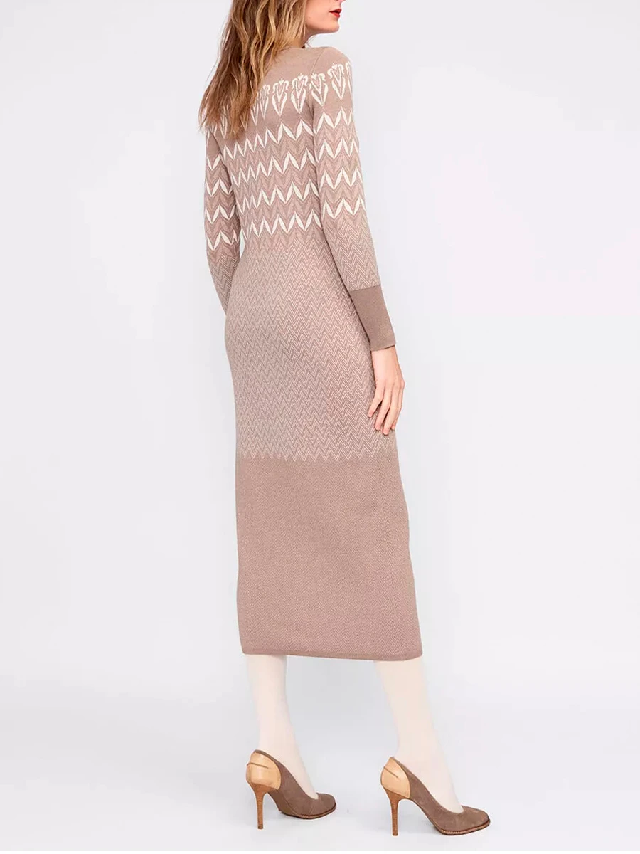 Платье шелковое