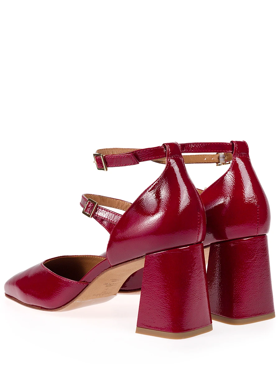 Босоножки кожаные Bobbies Mischa