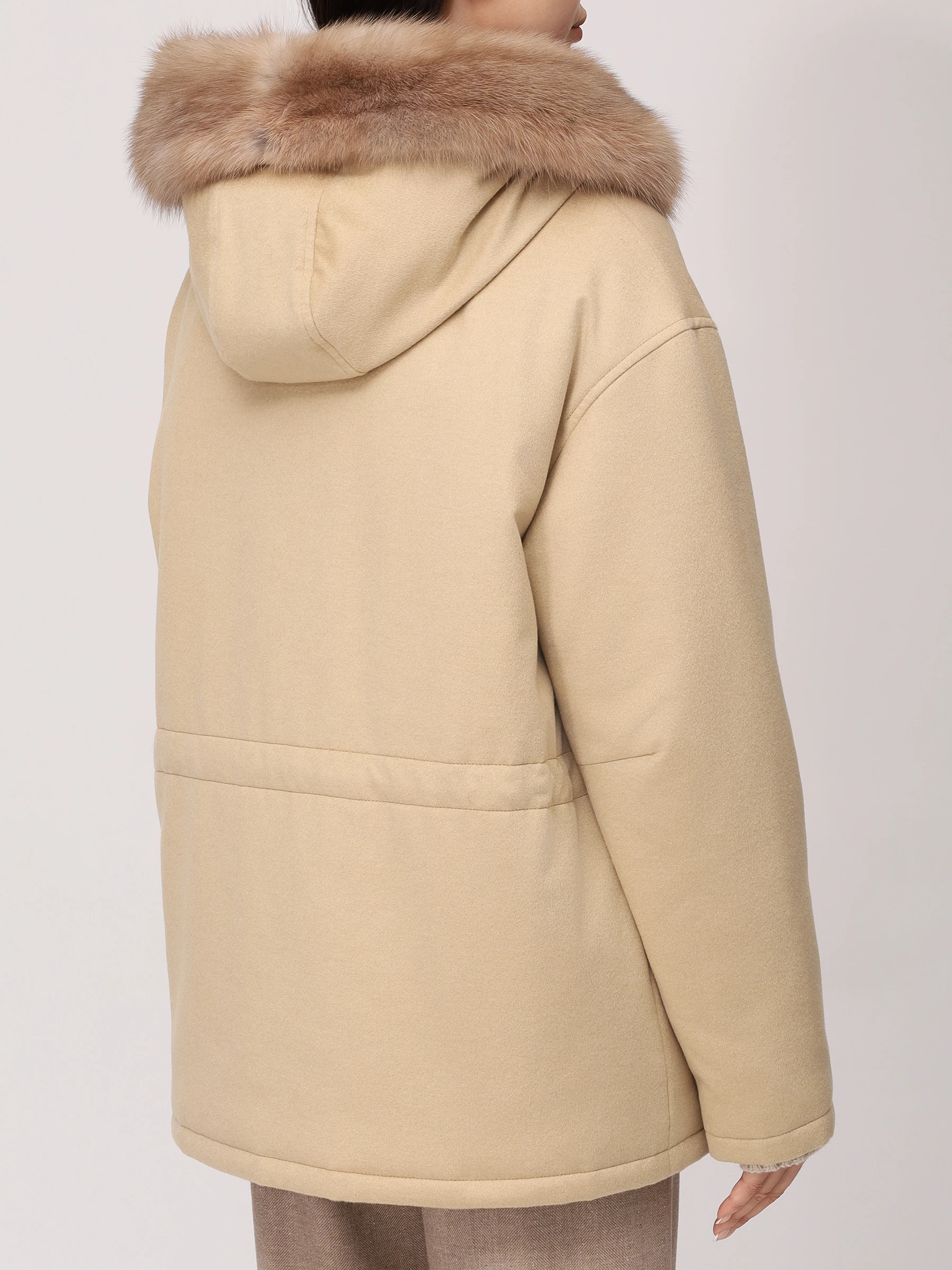 Парка с подкладом из мехом соболя