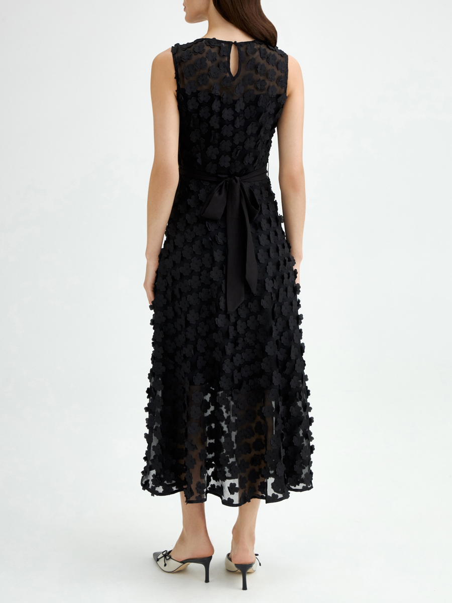 Платье с декором