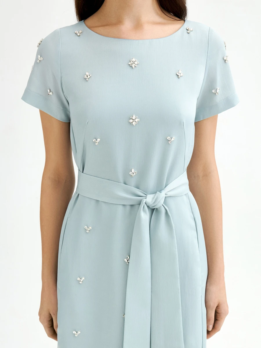 Платье с декором