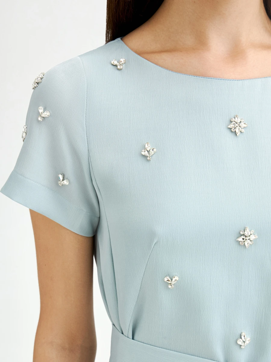 Платье с декором