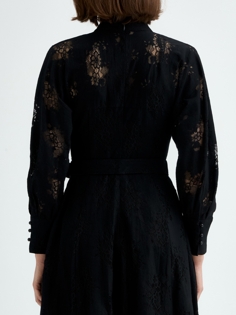 Платье кружевное