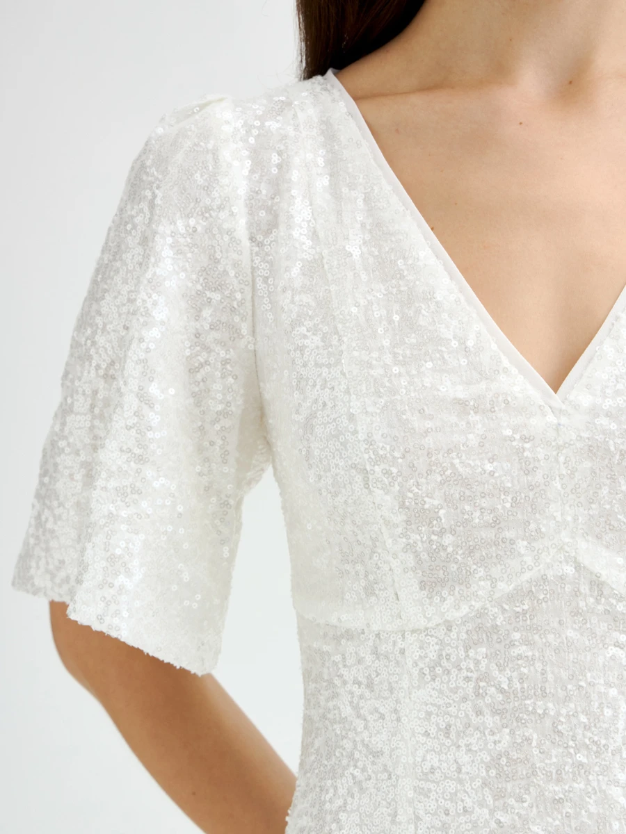 Платье с пайетками