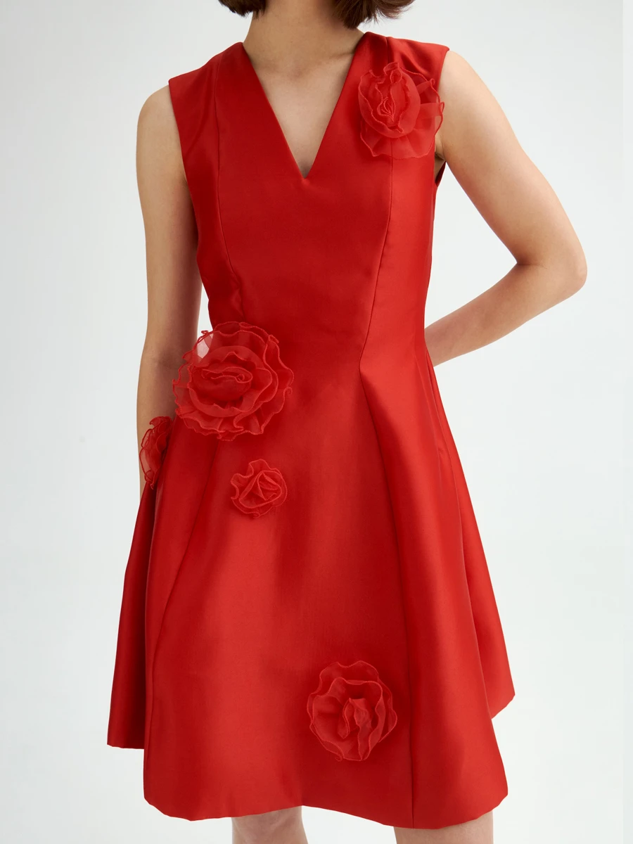 Платье с декором