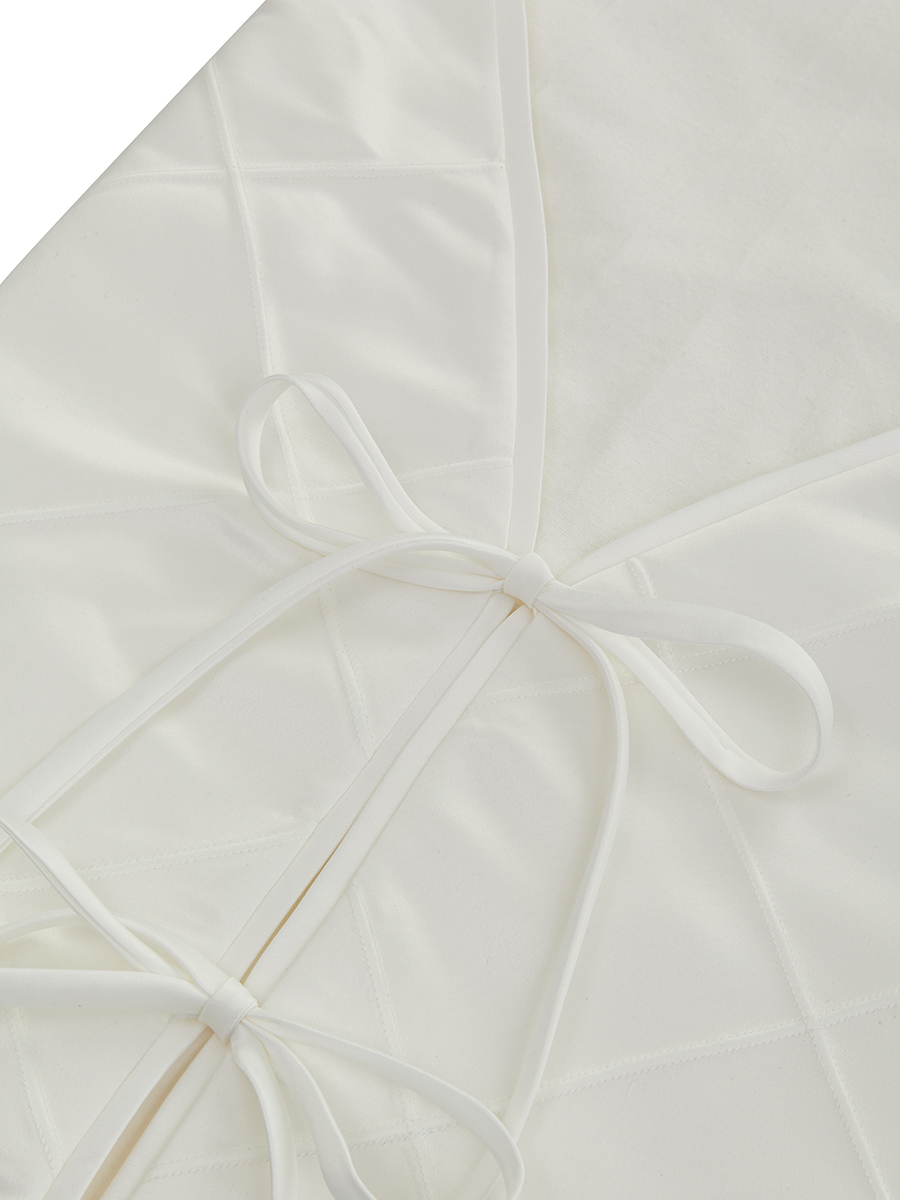 Набор на выписку для девочки из шелковой органзы и кружева