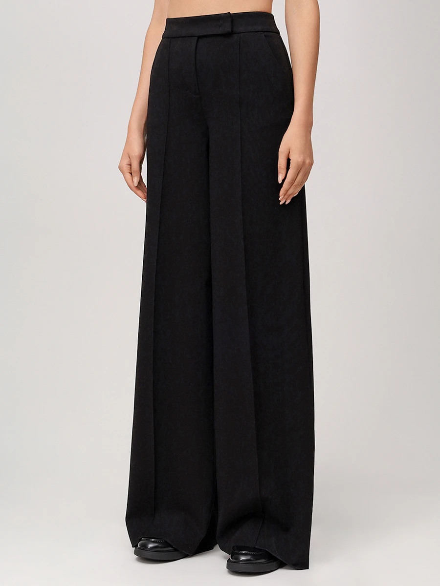 Костюм из вискозы