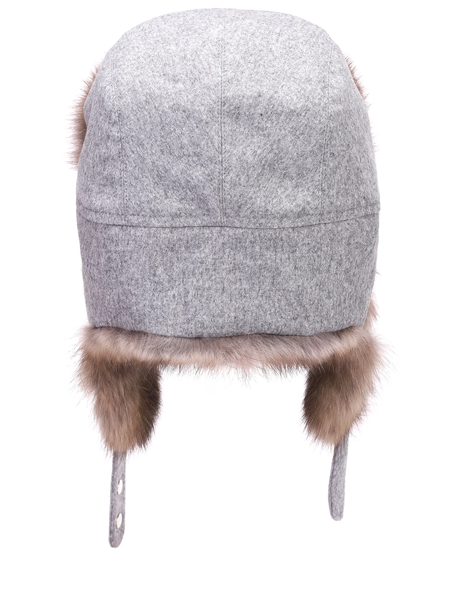 Шапка с мехом соболя