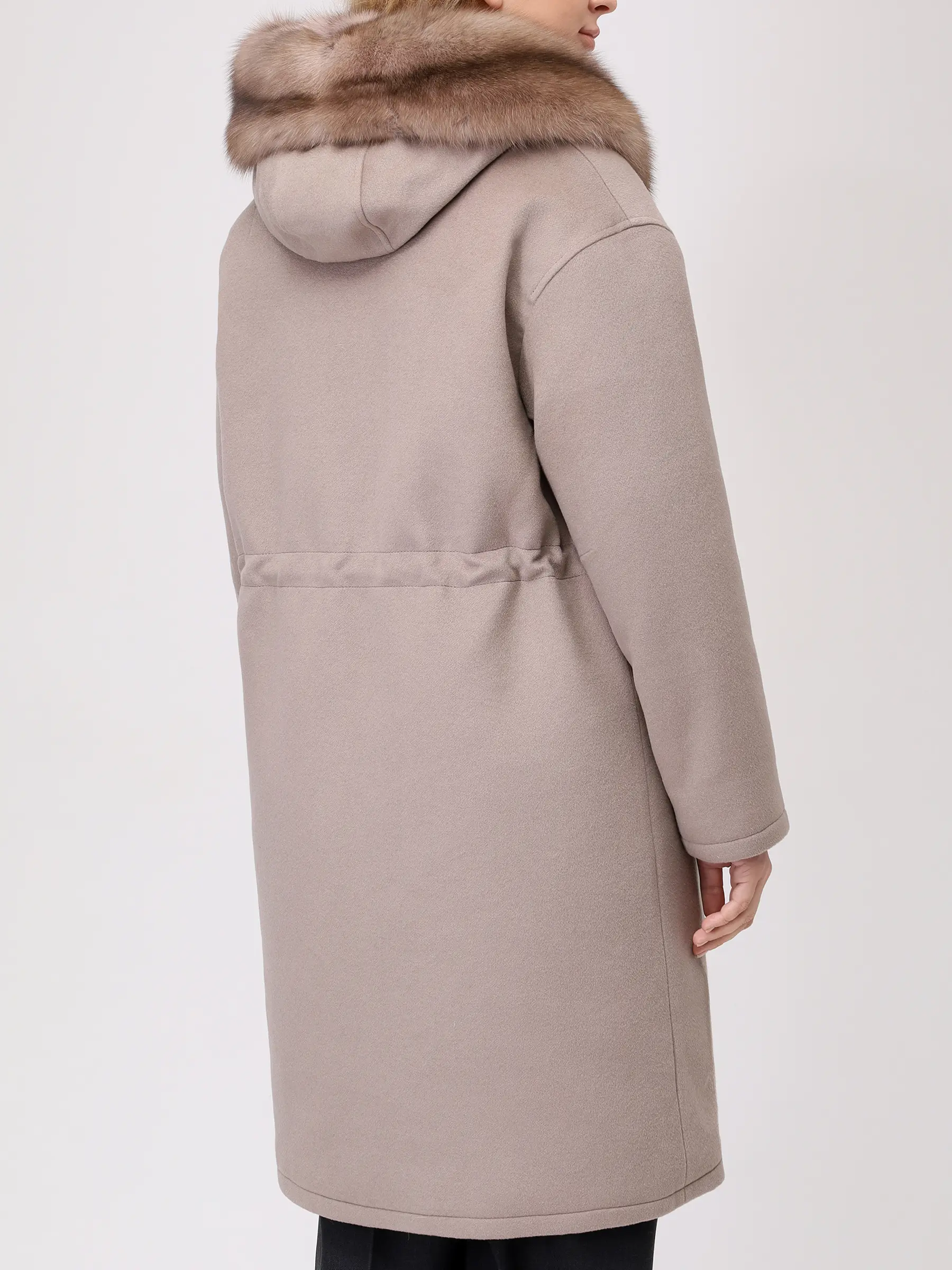 Парка кашемировая с мехом соболя