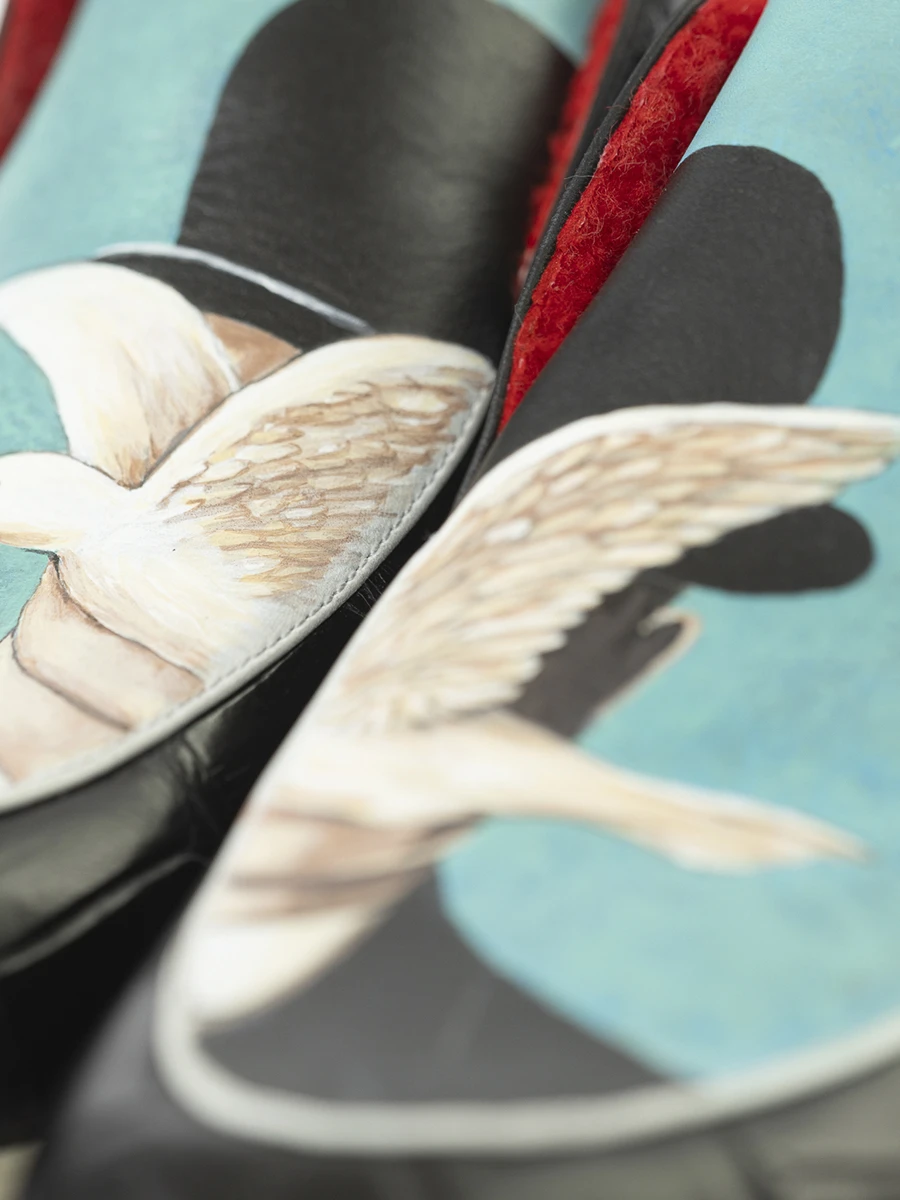 Ботинки из кожи крокодила Человек в котелке