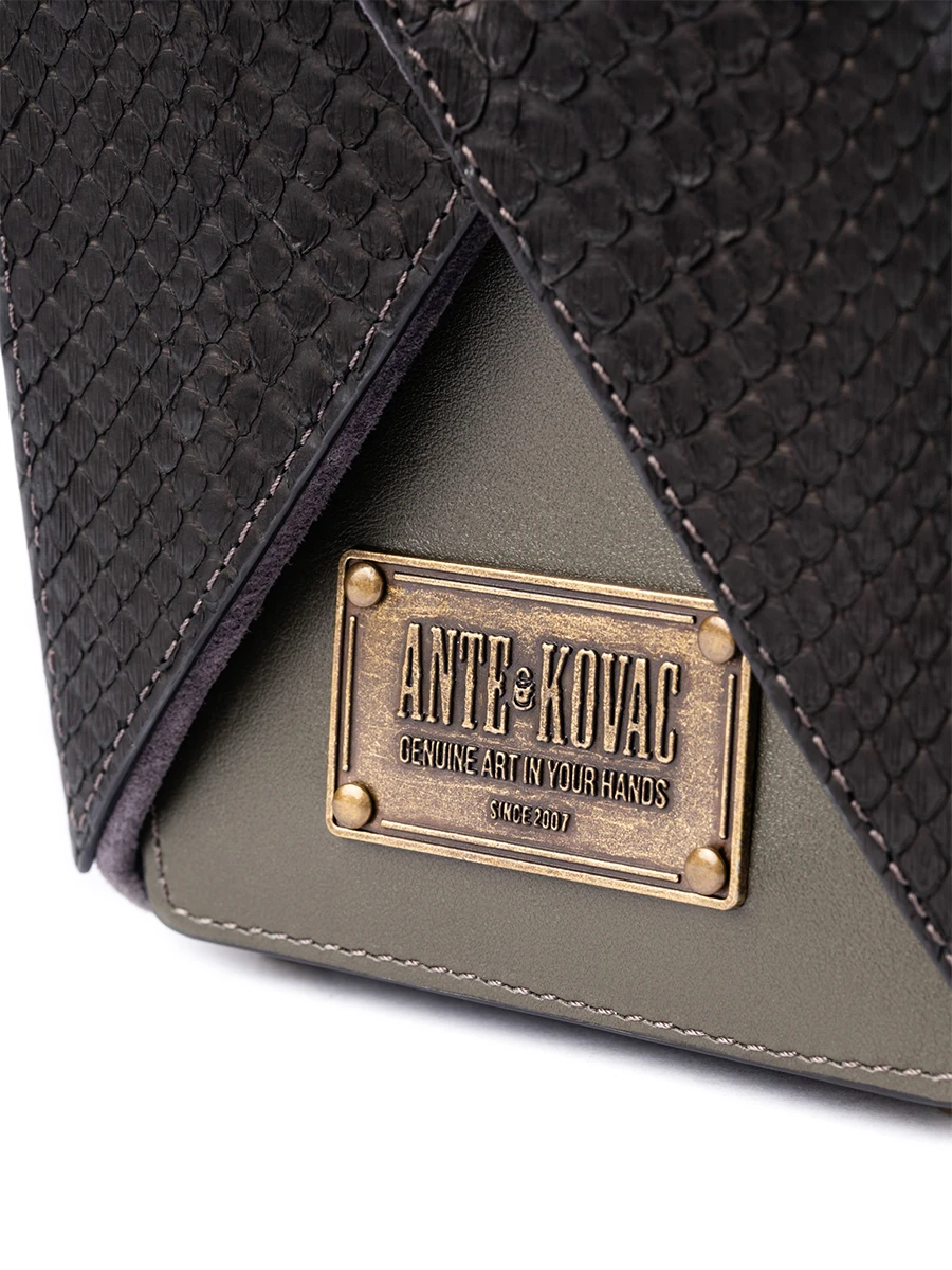 Клатч из кожи питона WOKBAG Питон