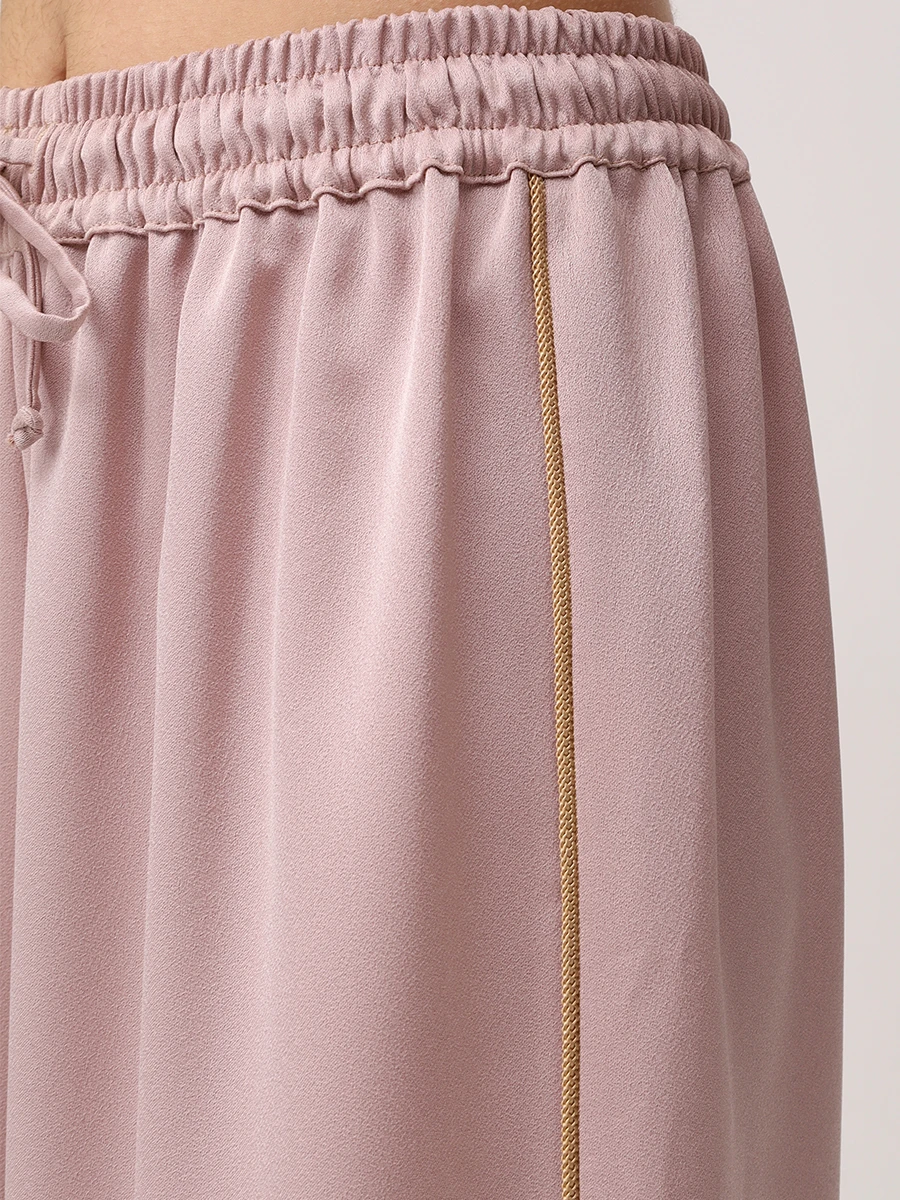 Костюм из вискозы и шелка