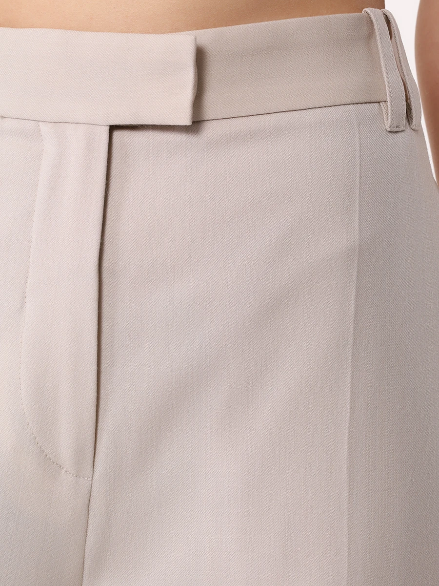 Костюм-тройка