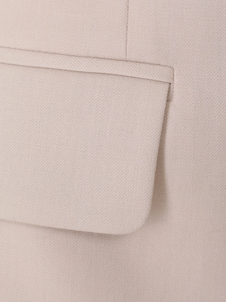 Костюм-тройка