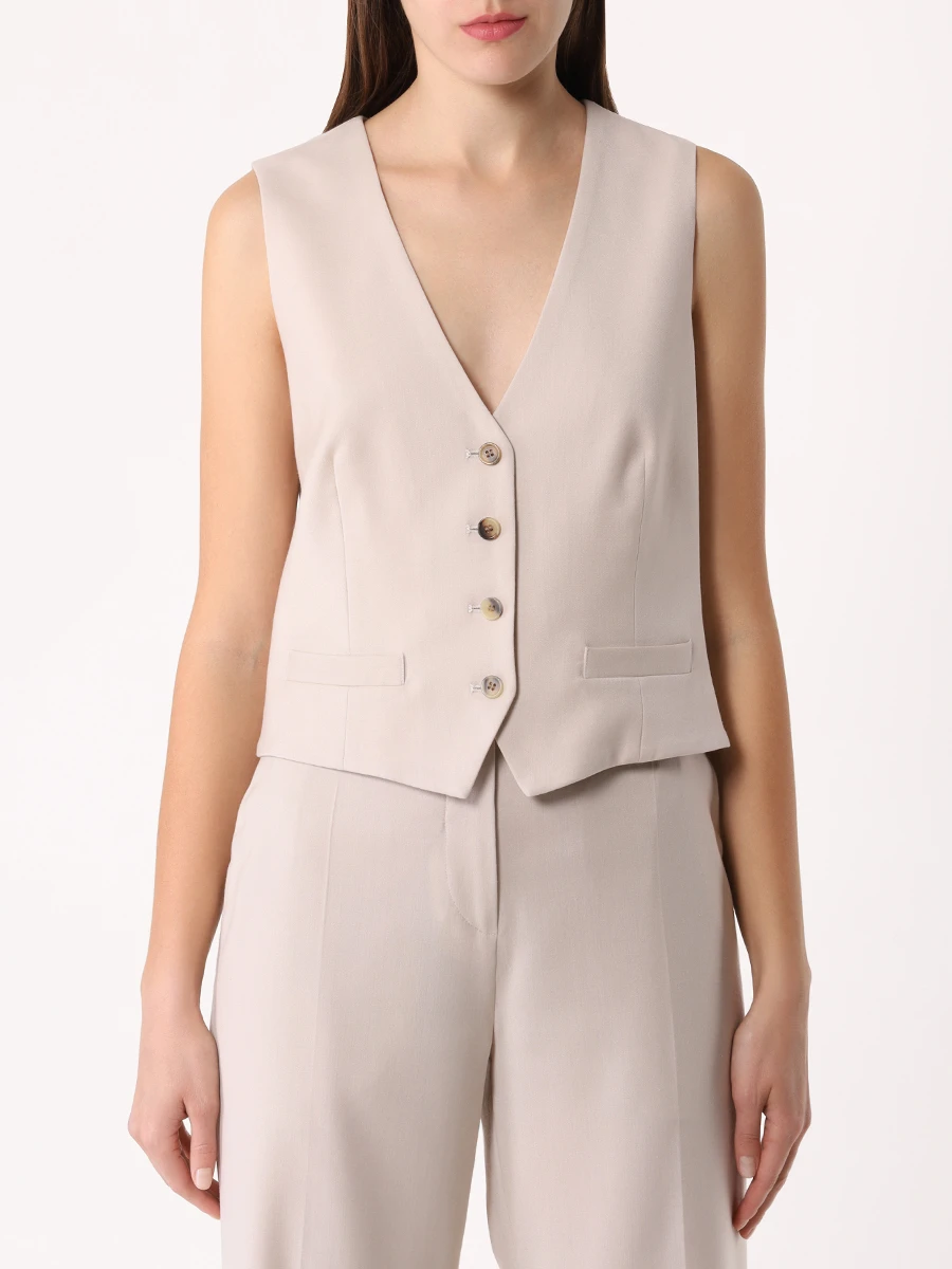 Костюм-тройка