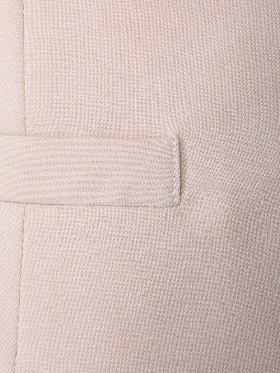 Костюм-тройка