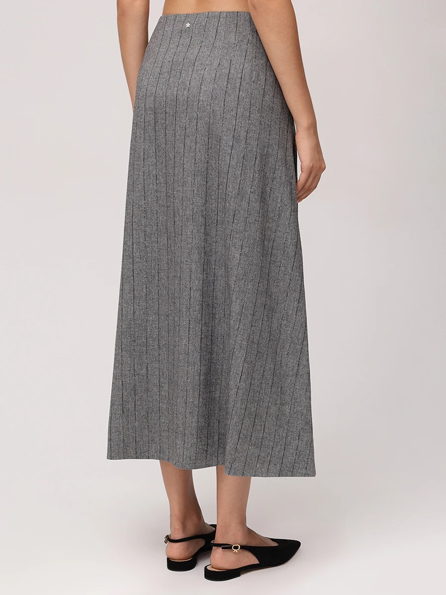 Костюм в полоску