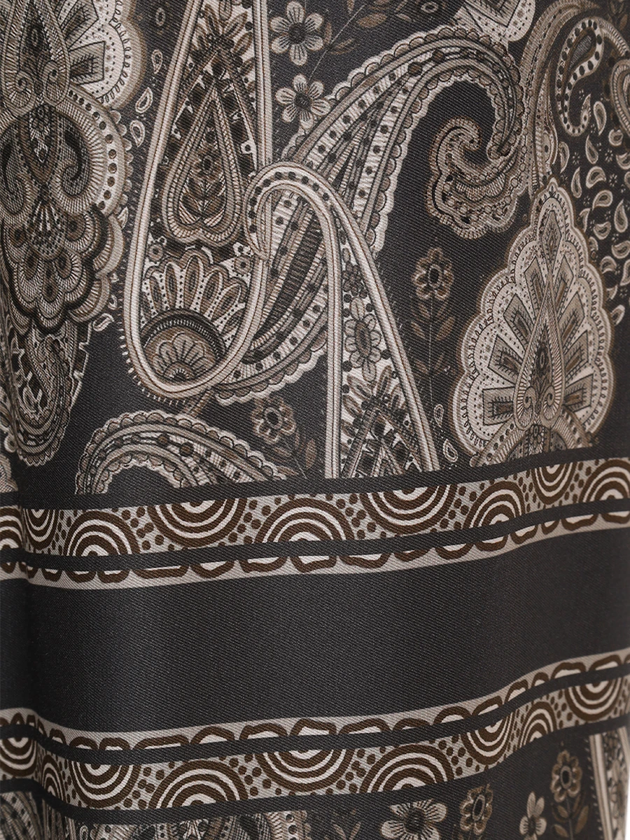 Костюм из вискозы