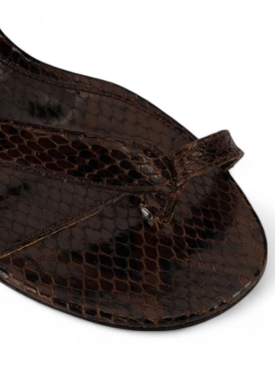 Босоножки кожаные