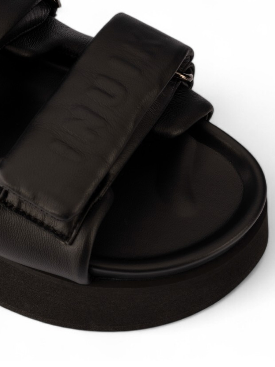 Сандалии кожаные