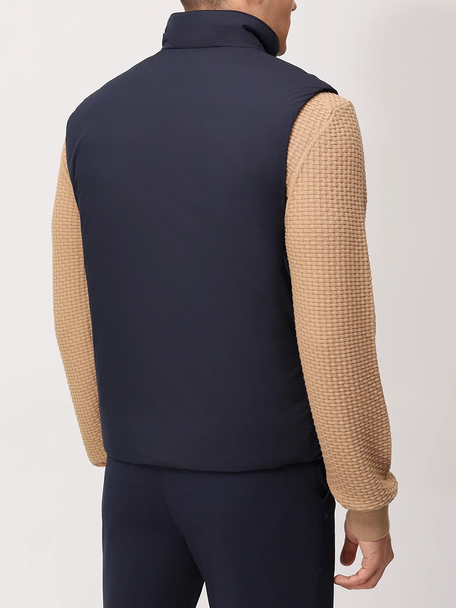 Жилет пуховый