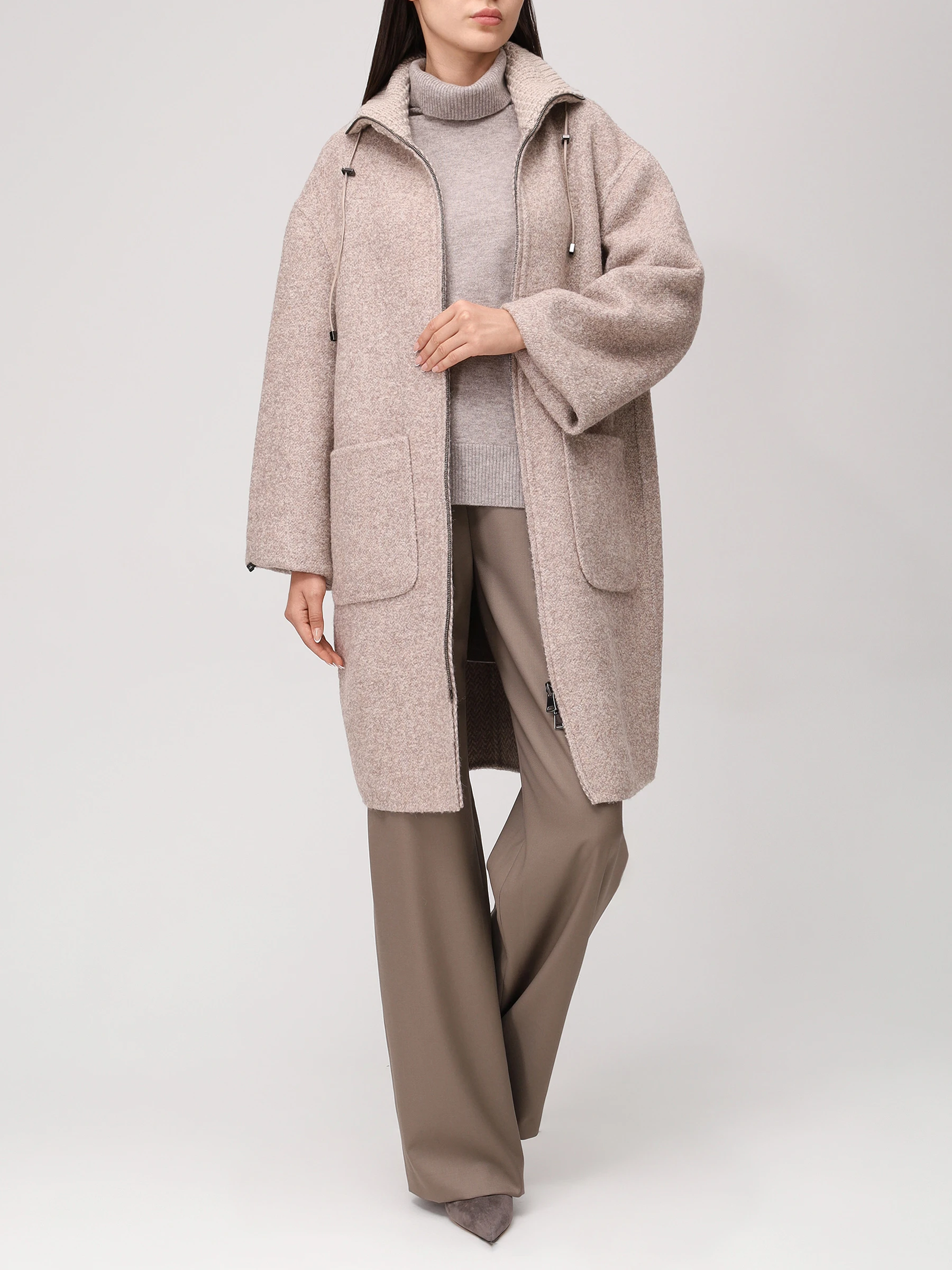 Пальто шерстяное