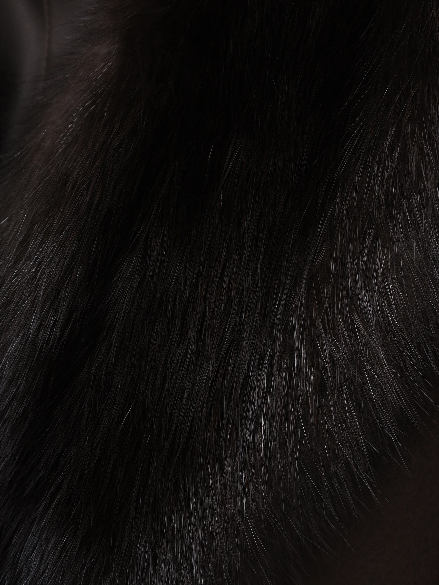 Пальто из шерсти и кашемира с мехом соболя