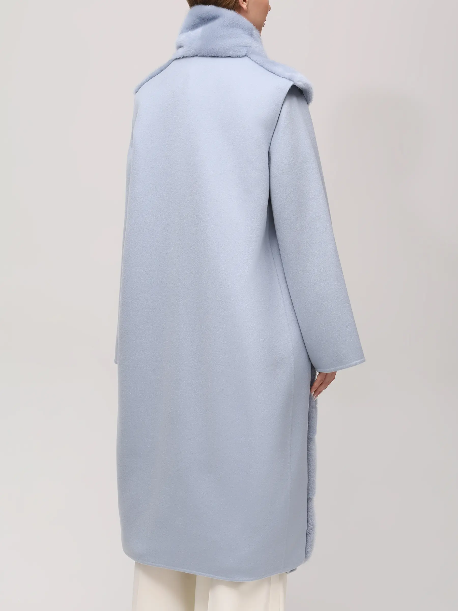 Жилет с мехом норки