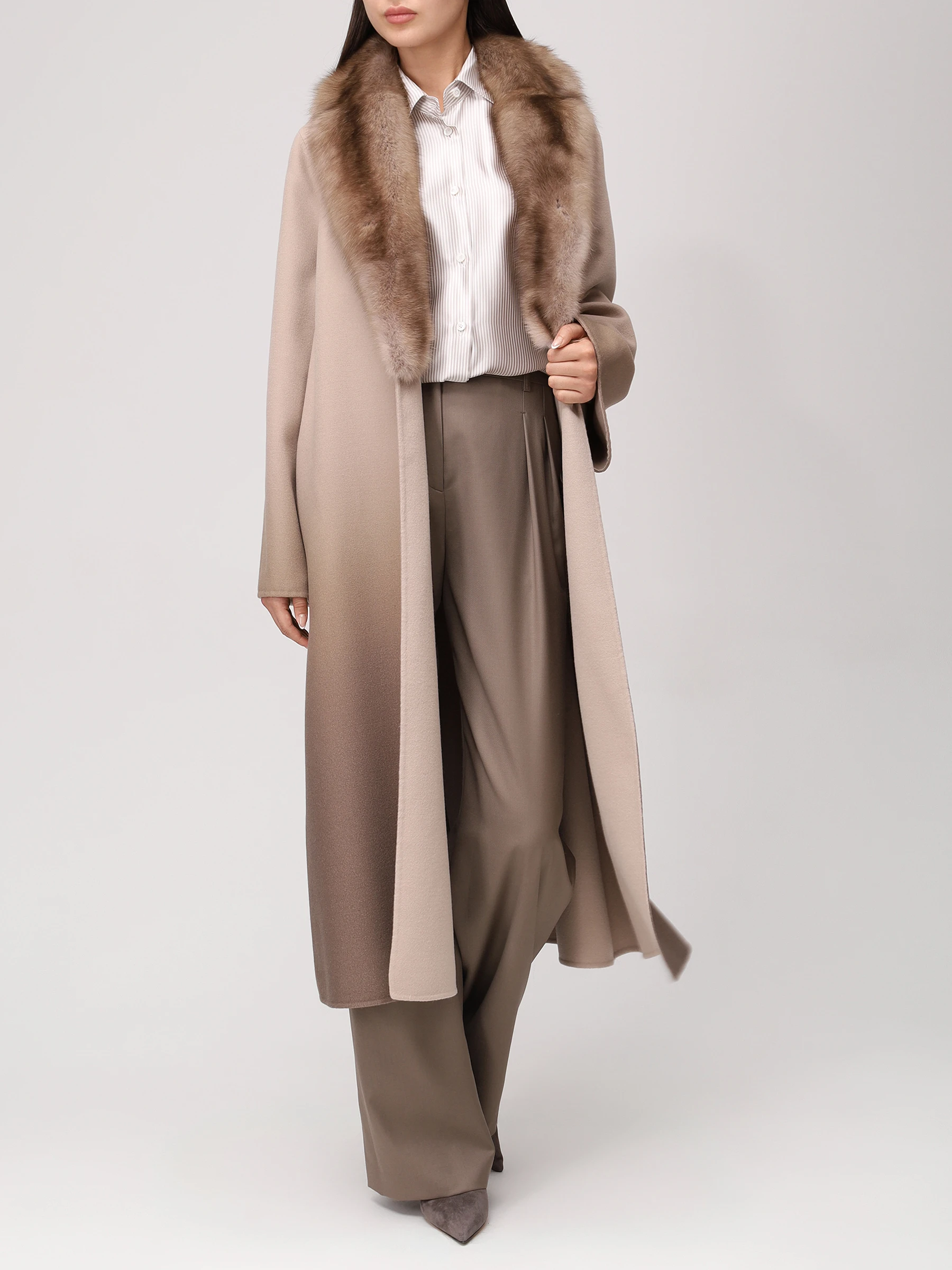 Пальто шерстяное с мехом