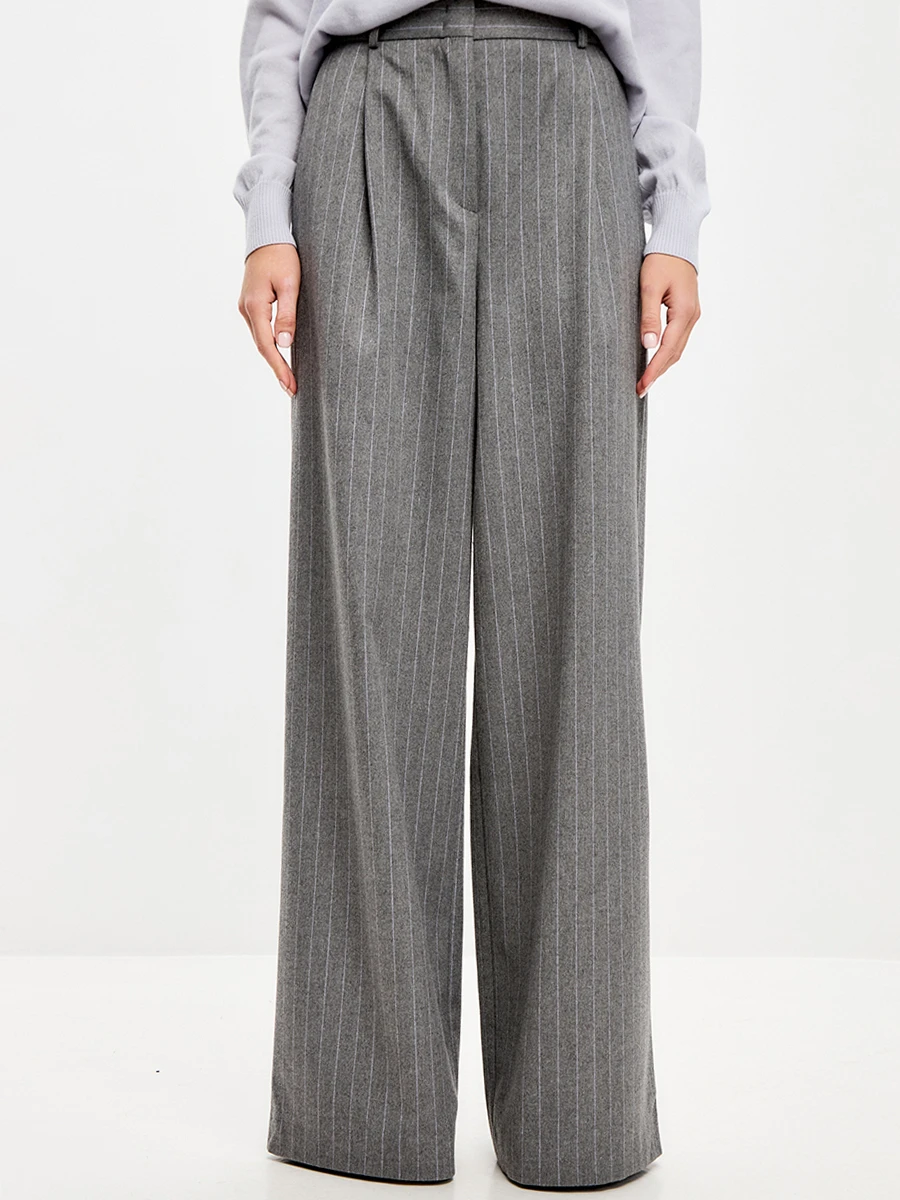 Брюки в полоску