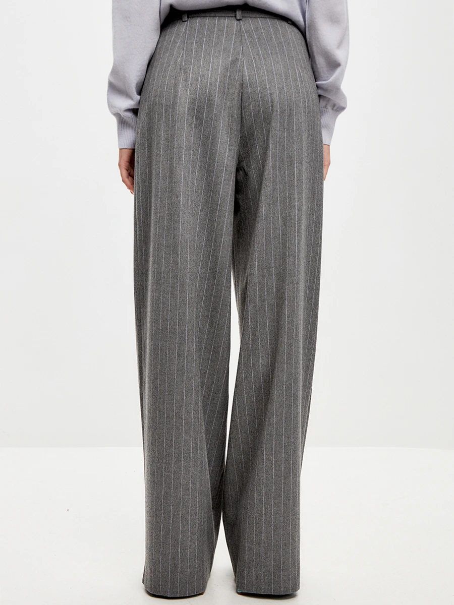 Брюки в полоску