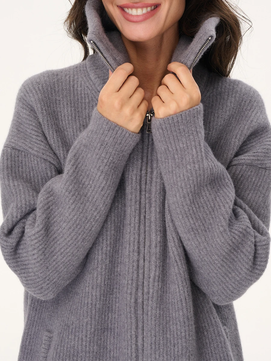 Кардиган шерстяной