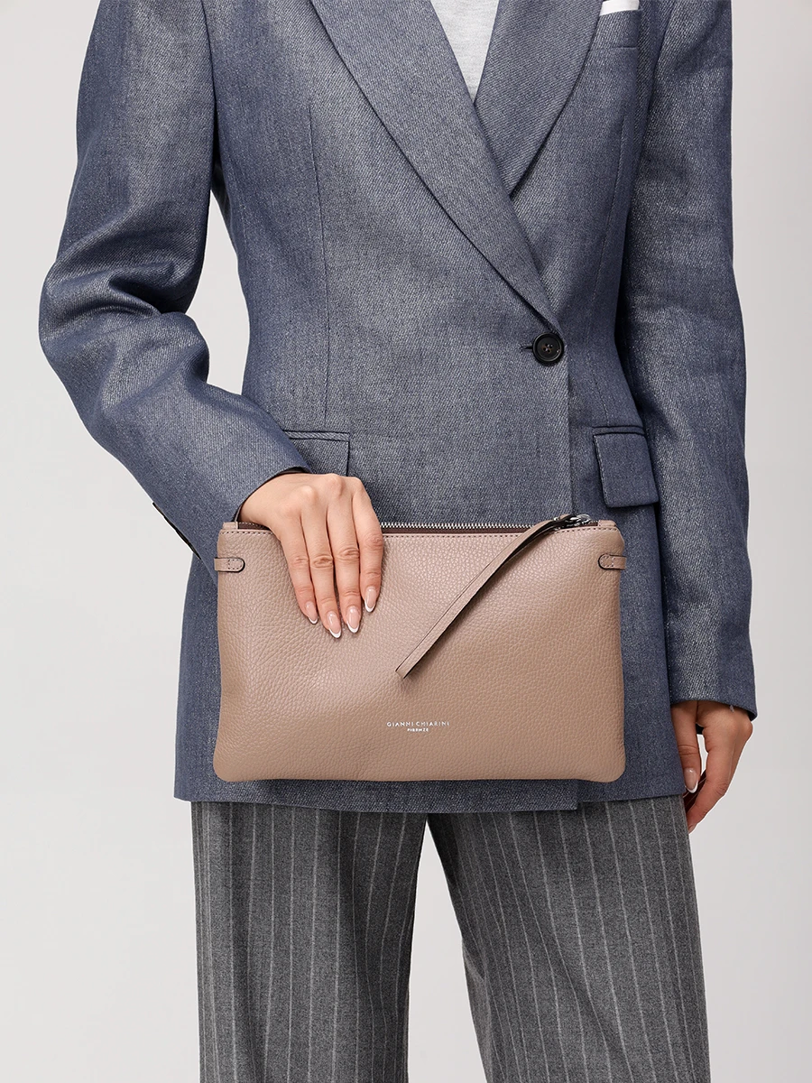 Клатч кожаный