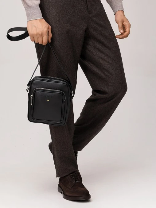 Сумка кожаная DOUCAL`S