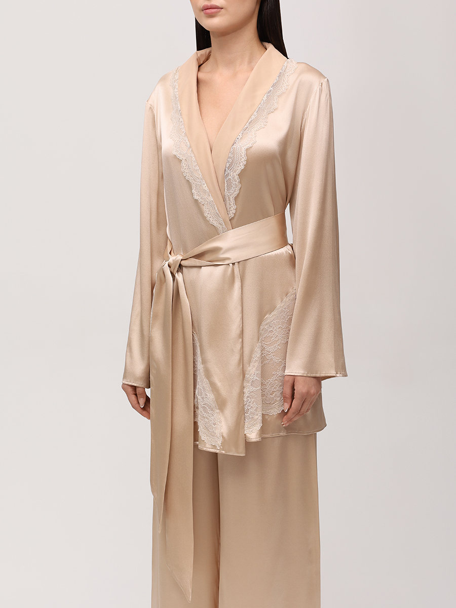 Халат шелковый с кружевом