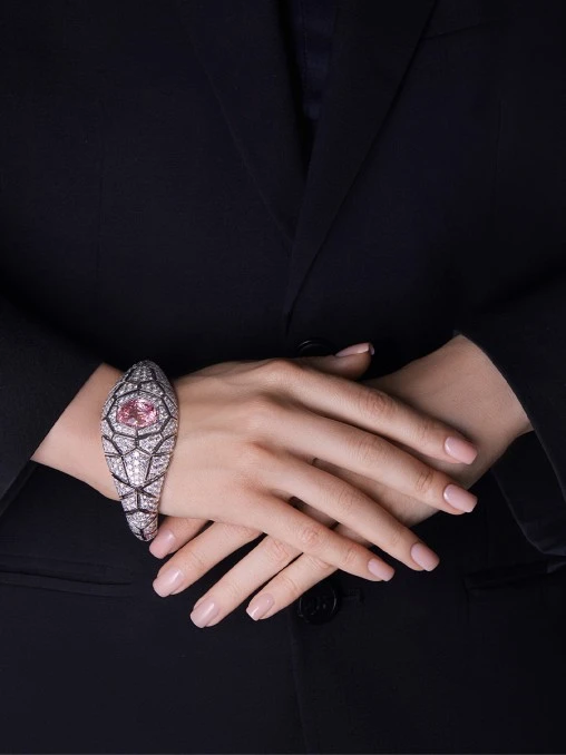 Браслет из белого золота с морганитом и бриллиантами CHAMOVSKIKH JEWELLERY HOUSE