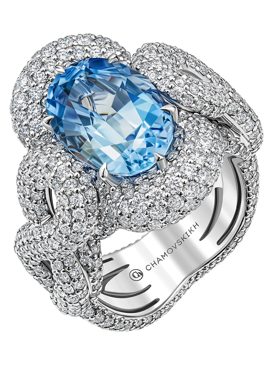 Кольцо из белого золота с аквамарином и бриллиантами