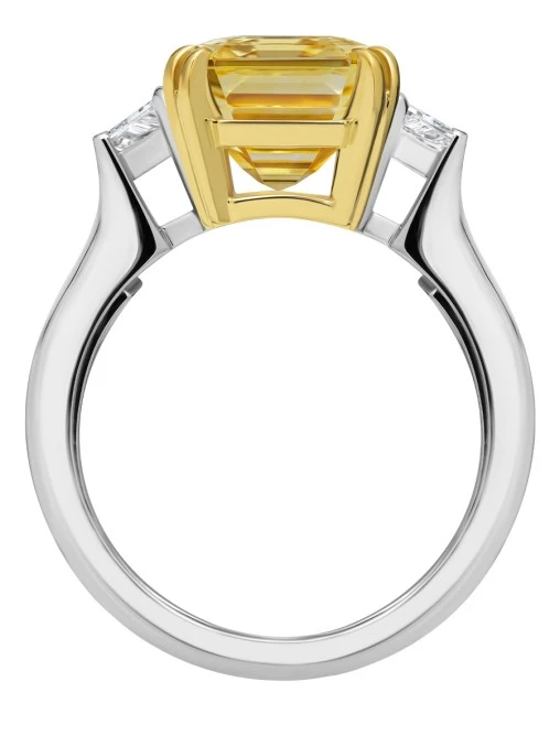 Кольцо из белого золота с желтым сапфиром и бриллиантами CHAMOVSKIKH JEWELLERY HOUSE