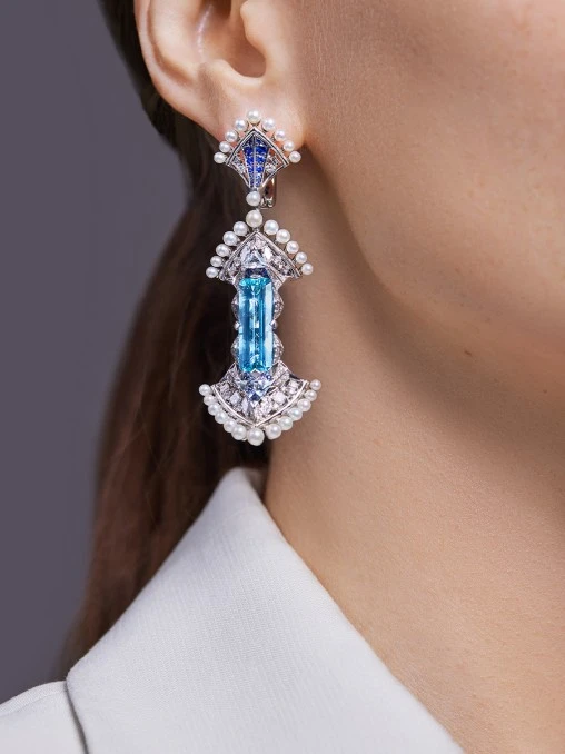 Серьги из белого золота с аквамаринами и бриллиантами CHAMOVSKIKH JEWELLERY HOUSE