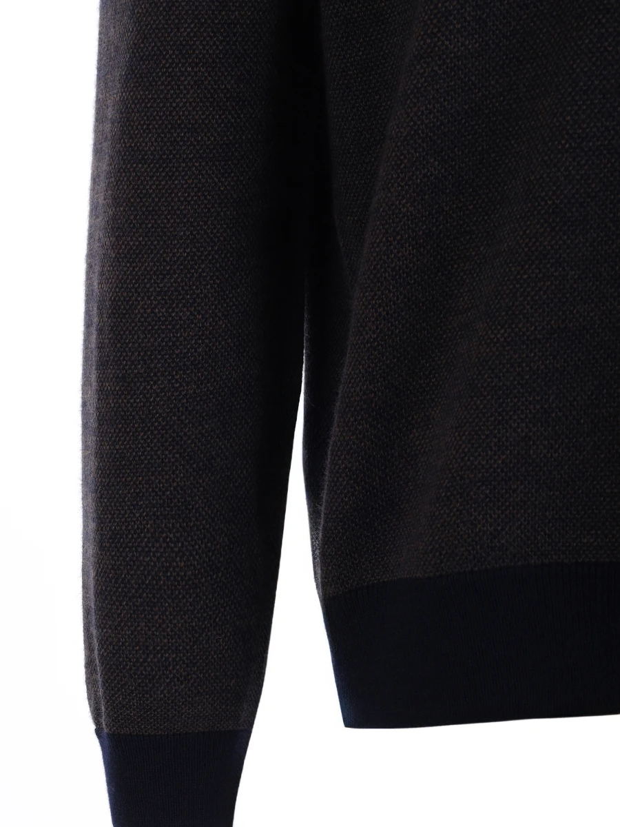 Джемпер шерстяной