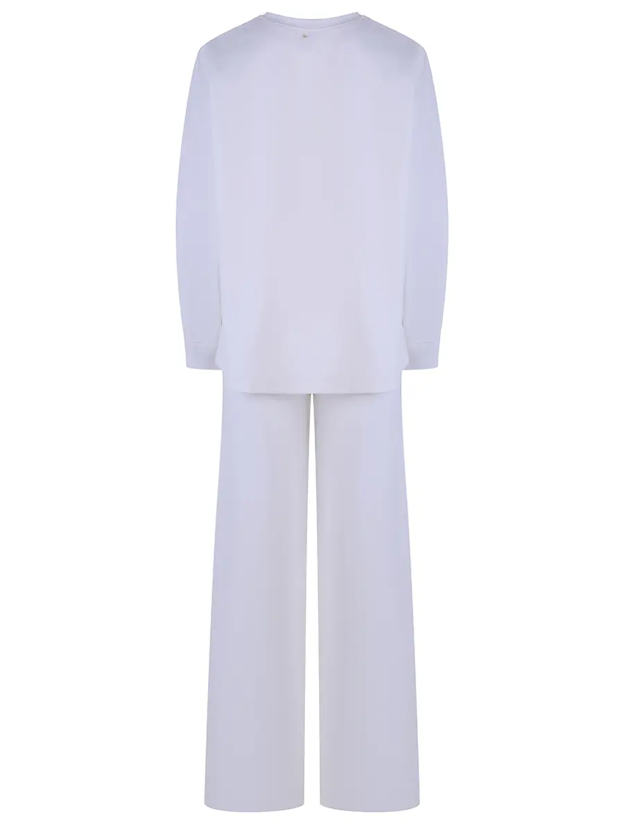 Костюм однотонный