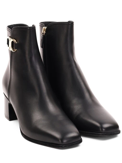 Ботильоны кожаные S.FERRAGAMO