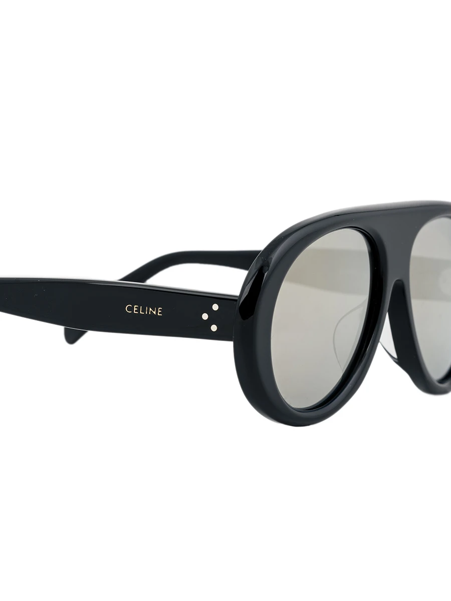 Очки солнцезащитные