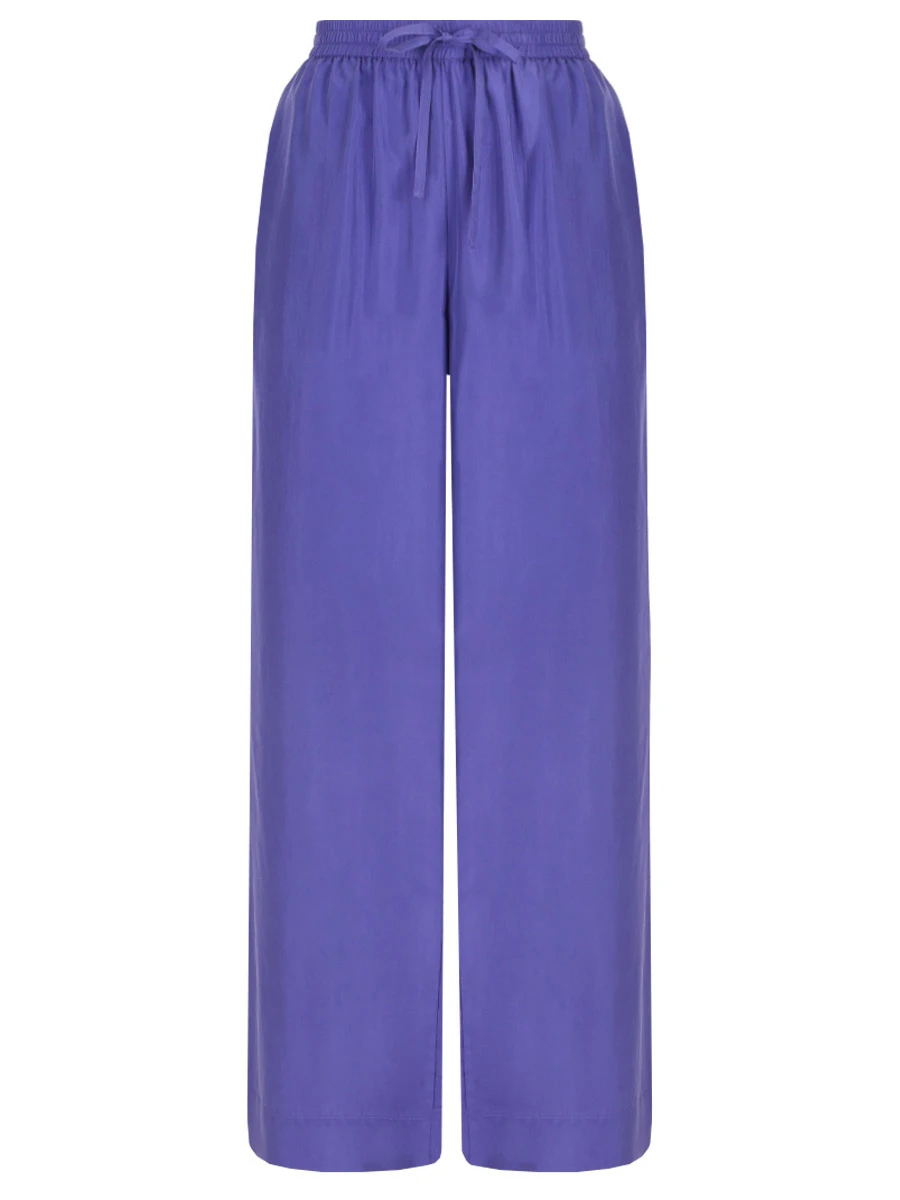 Костюм шелковый